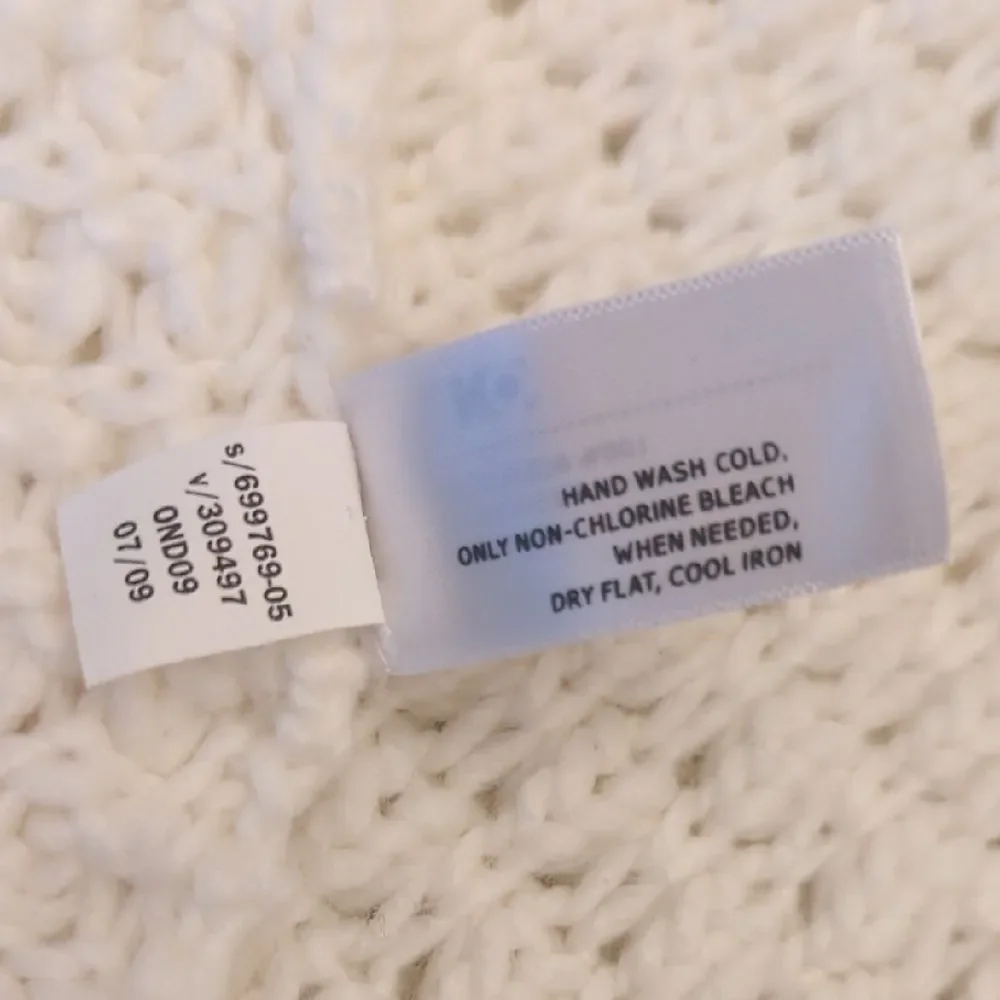 Old Navy Cream Knit Scarf